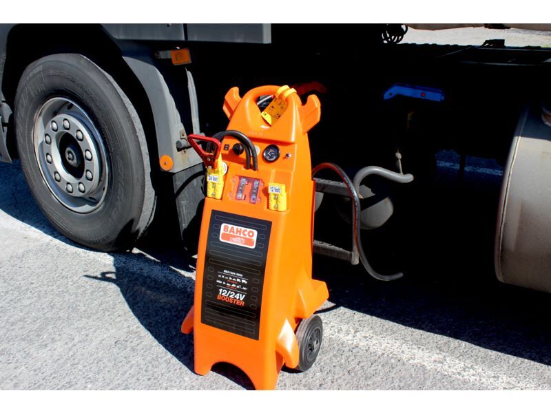 Produktbild 12/24 V Booster bild 3