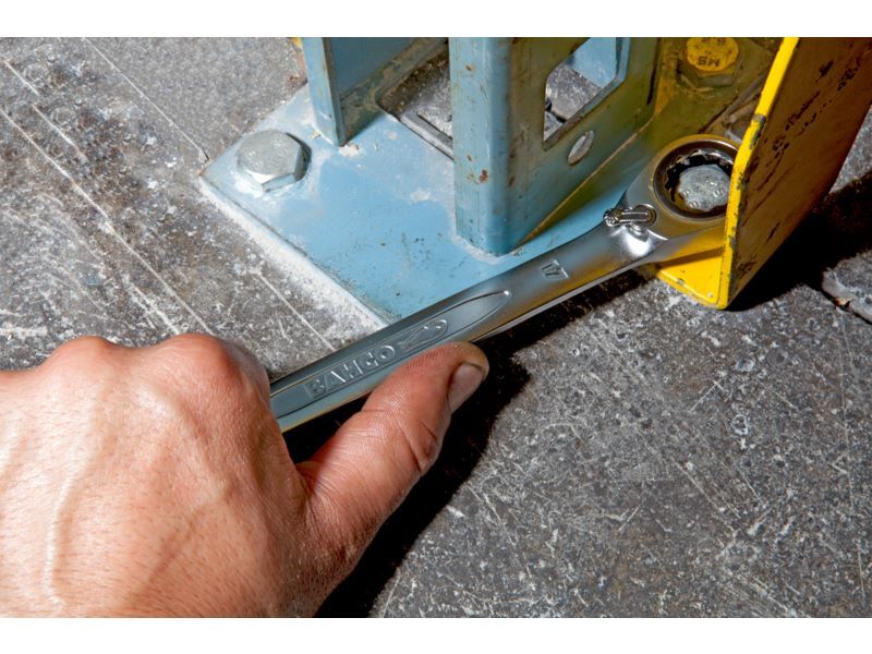Produktbild Satz metrische Knarren-Ring-Maulschlüssel – 8-teilig/Kunststoffhalter bild 2
