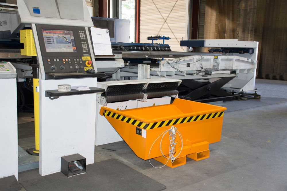 Bauer Kippbehälter EXPO 275 lackiert in der Farbe Gelborange Produktbild Bauer Kippbehälter EXPO 275 lackiert in der Farbe Gelborange bild 2