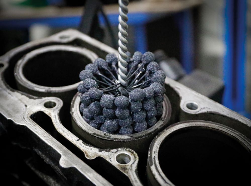 BGS Honwerkzeug flexibel Körnung 180 75 - 77 mm Produktbild BGS Honwerkzeug flexibel Körnung 180 75 - 77 mm bild 4