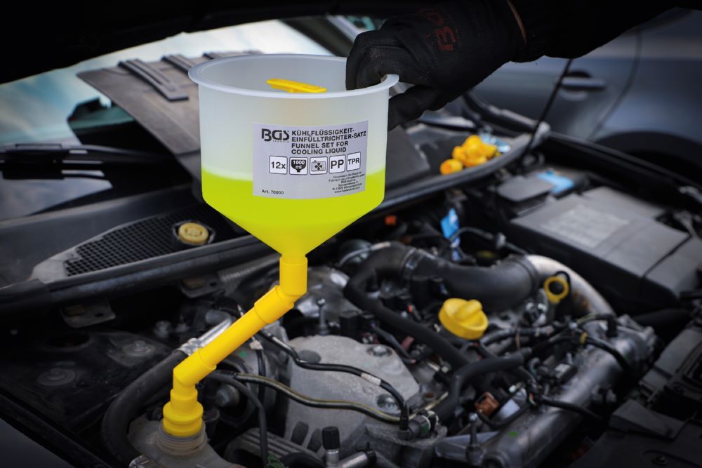 Produktbild Kühlflüssigkeit Einfülltrichter Satz 12 teilig bild 3