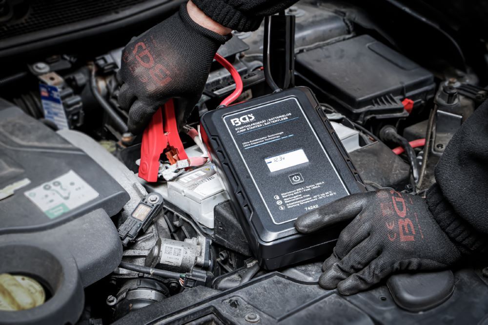 Produktbild Starthilfegerät Batterielos Ultra-Kondensator Technologie 12 V/800A/1600A bild 2