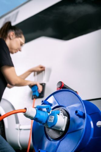 Brennenstuhl CEE 230V Camping-Kabeltrommel 25 m H07RN-F 3G2,5 Kabel in orange Produktbild Brennenstuhl CEE 230V Camping-Kabeltrommel 25 m H07RN-F 3G2,5 Kabel in orange bild 8