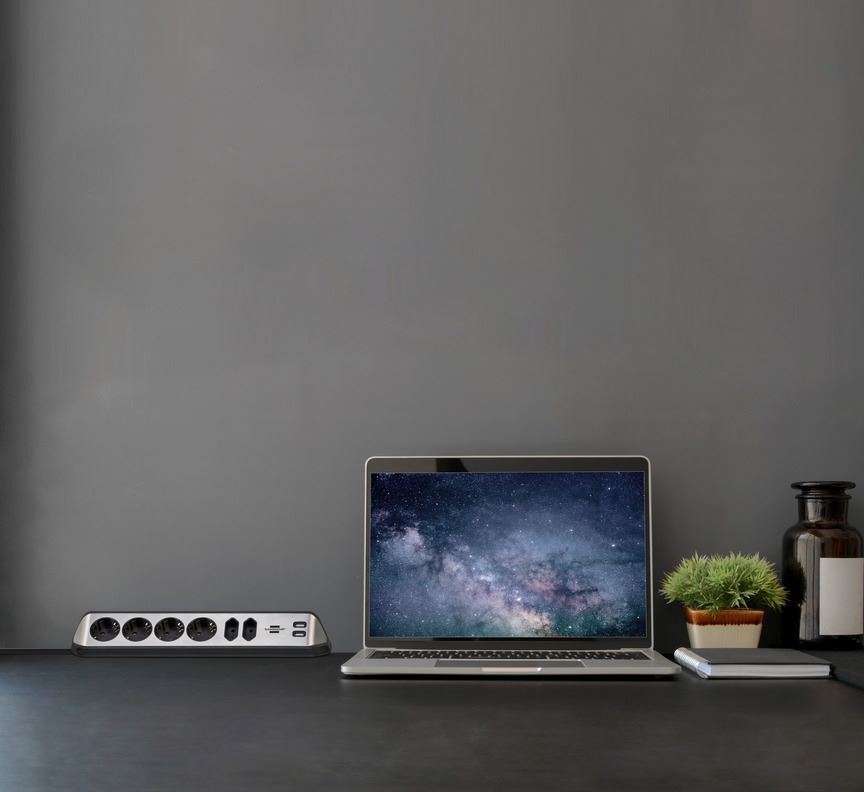 Brennenstuhl Ecksteckdosenleiste 6-fach Tischsteckdose mit Edelstahloberfläche silber/schwarz Produktbild Brennenstuhl Ecksteckdosenleiste 6-fach Tischsteckdose mit Edelstahloberfläche silber/schwarz bild 11