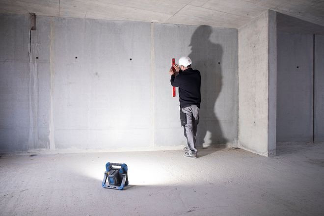 Brennenstuhl LED Akku Arbeitsstrahler BS 5000 MA 6000lm 18V IP55 2 Schaltstufen dimmbar Produktbild Brennenstuhl LED Akku Arbeitsstrahler BS 5000 MA 6000lm 18V IP55 2 Schaltstufen dimmbar bild 12