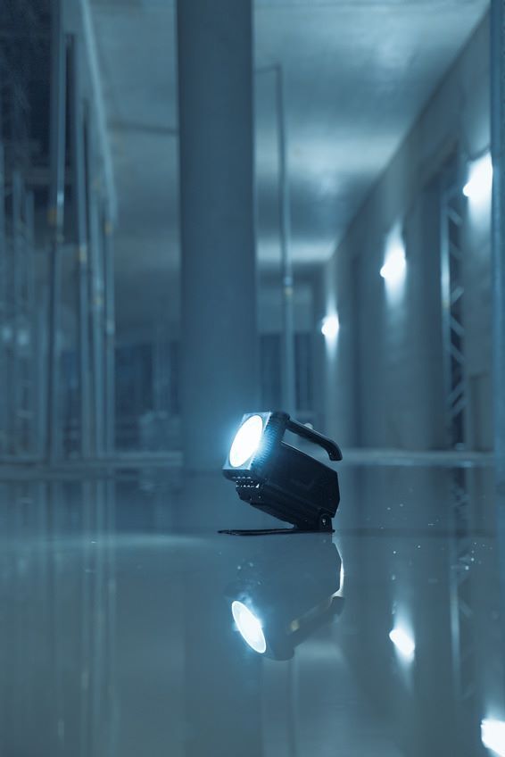 Brennenstuhl Multi Battery LED Akku Handscheinwerfer HL 3000 1140 + 2160lm IP54 Produktbild Brennenstuhl Multi Battery LED Akku Handscheinwerfer HL 3000 1140 + 2160lm IP54 bild 25