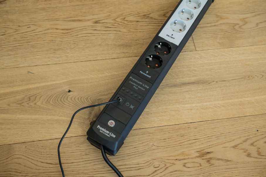 Brennenstuhl Premium-Line Comfort Switch Plus Steckdosenleiste 6-fach schwarz/grau Produktbild Brennenstuhl Premium-Line Comfort Switch Plus Steckdosenleiste 6-fach schwarz/grau bild 13
