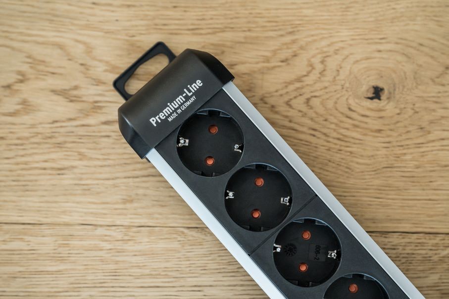 Brennenstuhl Premium-Protect-Line Steckdosenleiste 6-fach USB Power-Delivery Typ C Produktbild Brennenstuhl Premium-Protect-Line Steckdosenleiste 6-fach USB Power-Delivery Typ C bild 10