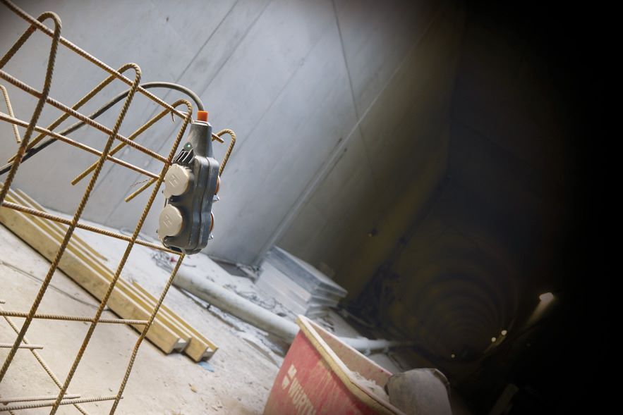 Brennenstuhl professionalLINE Powerblock Verteilersteckdose 4 fach Produktbild Brennenstuhl professionalLINE Powerblock Verteilersteckdose 4 fach bild 8