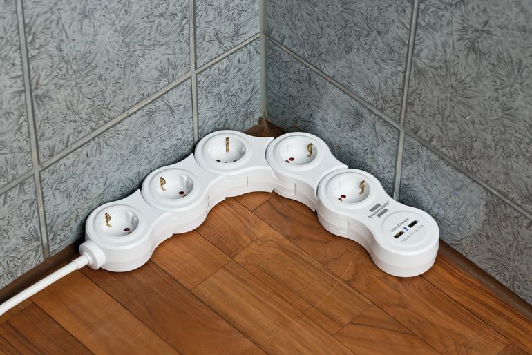 Brennenstuhl Vario Power Steckdosenleiste mit USB Ladefunktion Bewegliche Steckdosenleiste Produktbild Brennenstuhl Vario Power Steckdosenleiste mit USB Ladefunktion Bewegliche Steckdosenleiste bild 4