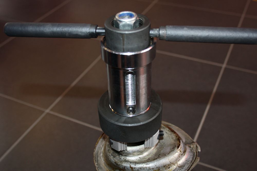 Produktbild Montagewerkzeug für Stoßdämpfer mit Zuganschlagsfeder, 8-tlg bild 6