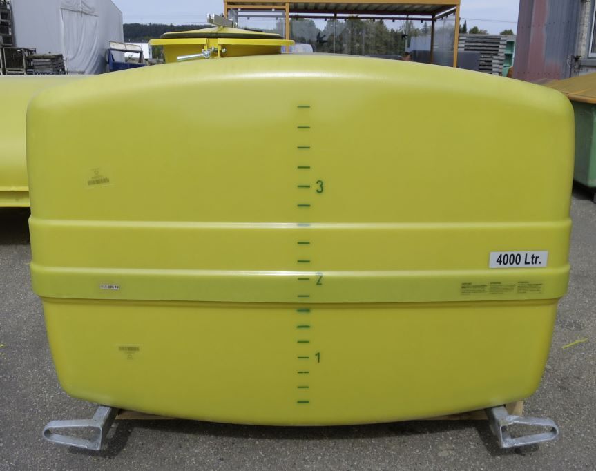 Cemo Fass 4000 l kofferförmig Dom 420 vorne Produktbild Cemo Fass 4000 l kofferförmig Dom 420 vorne bild 3