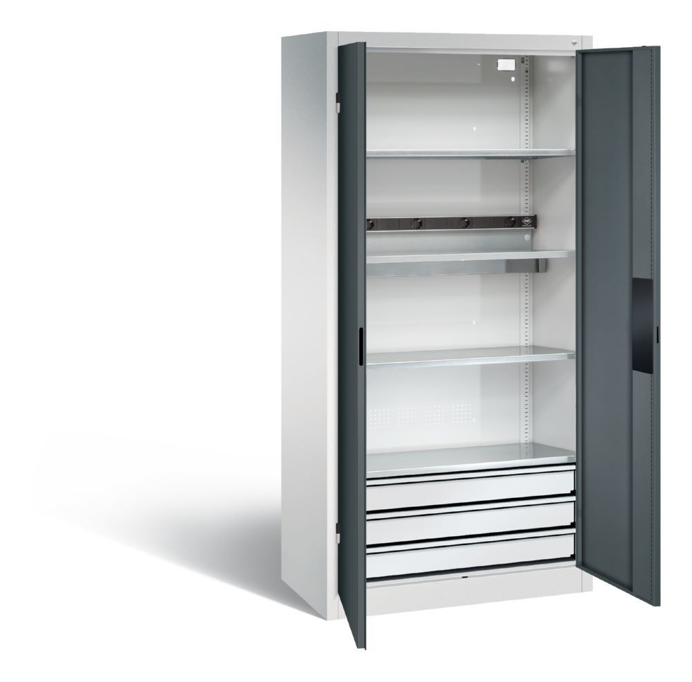 C+P Akkuladeschrank Serie 89 H 1950 x B 930x T 500 mm lichtgrau anthrazit Produktbild C+P Akkuladeschrank Serie 89 H 1950 x B 930x T 500 mm lichtgrau anthrazit