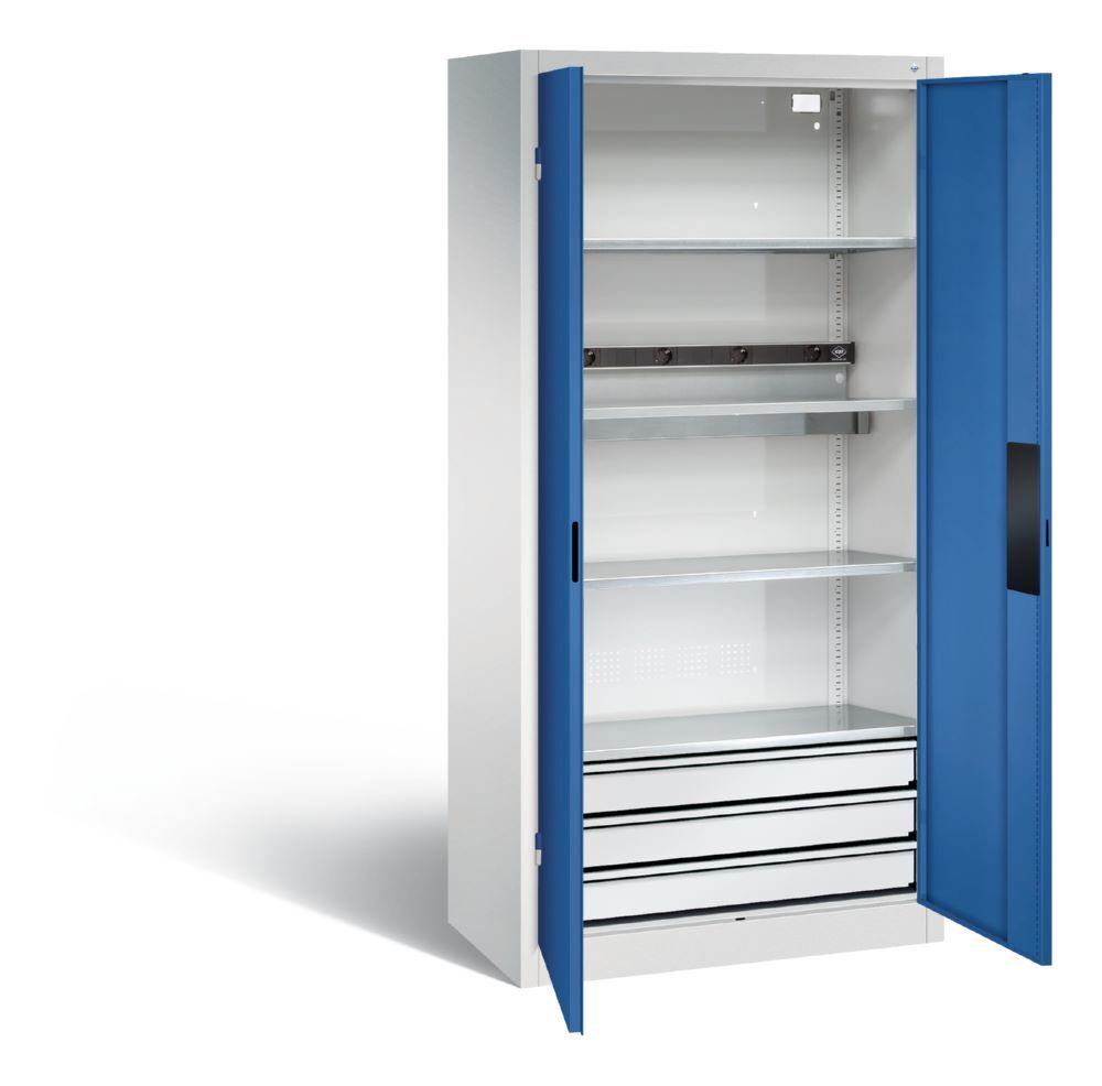 C+P Akkuladeschrank Serie 89 H 1950 x B 930T x 500 mm lichtgrau enzianblau Produktbild C+P Akkuladeschrank Serie 89 H 1950 x B 930T x 500 mm lichtgrau enzianblau