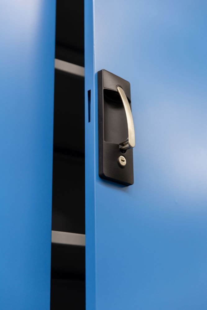 C+P Drehtürenschrank Acurado 4 Einlegeböden lichtgrau 502 x 500 x 1950 mm Produktbild C+P Drehtürenschrank Acurado 4 Einlegeböden lichtgrau 502 x 500 x 1950 mm bild 2