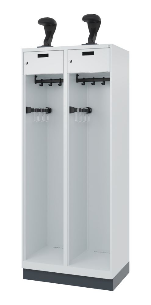 C+P Feuerwehrspind Praktus 2 Abteile in lichtgrau 800 x 500 x 1850 mm Produktbild C+P Feuerwehrspind Praktus 2 Abteile in lichtgrau 800 x 500 x 1850 mm