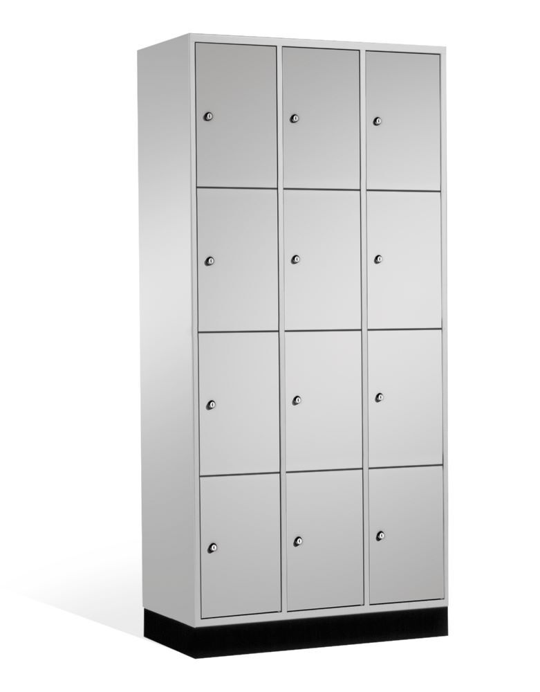 C+P Schließfachschrank Intro 12 Fächer 1950 x 920T x 490 mm in lichtgrau Produktbild C+P Schließfachschrank Intro 12 Fächer 1950 x 920T x 490 mm in lichtgrau