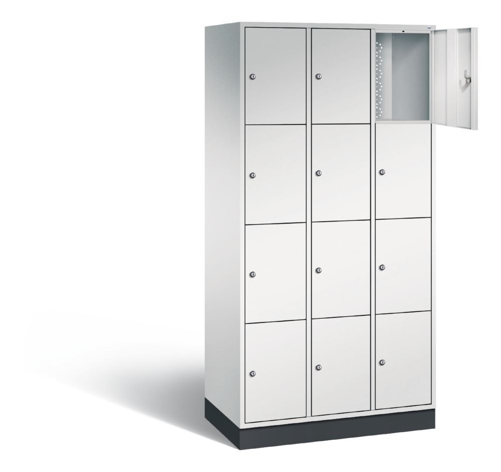 C+P Schließfachschrank Intro 12 Fächer 1950 x 920T x 490 mm in lichtgrau Produktbild C+P Schließfachschrank Intro 12 Fächer 1950 x 920T x 490 mm in lichtgrau bild 2