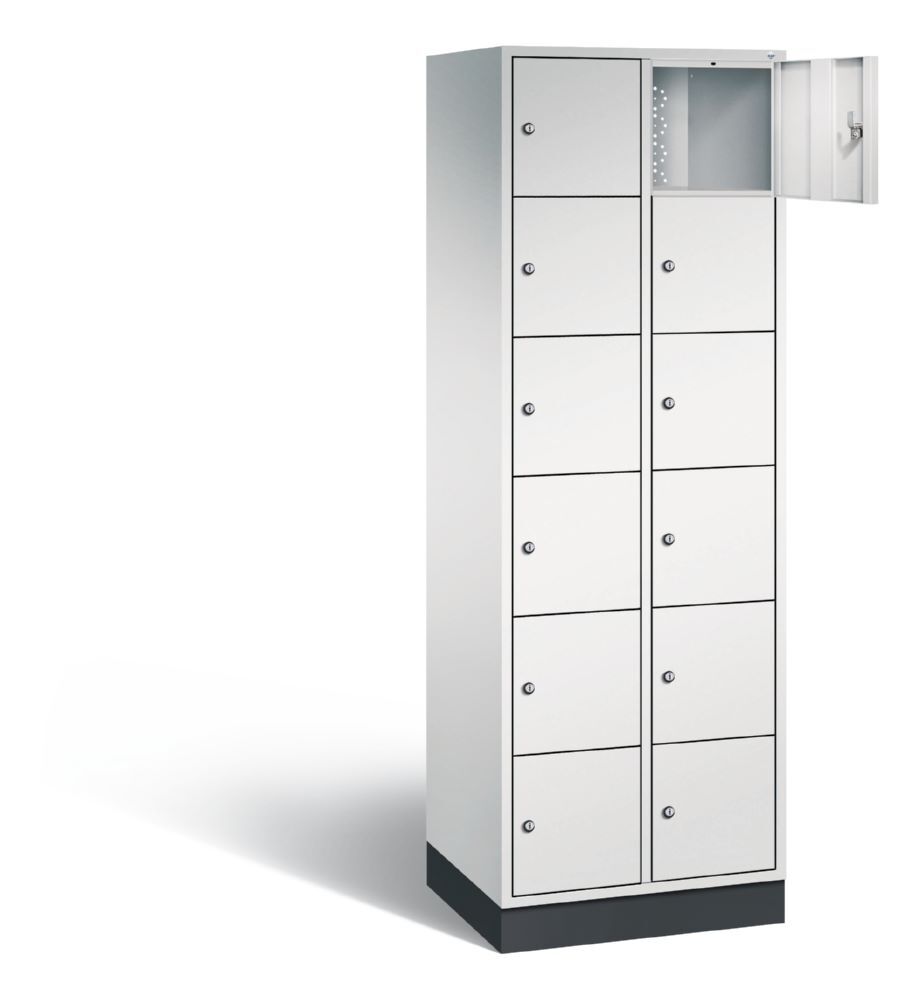 C+P Schließfachschrank Intro 12 Fächer 1950 x 620 x 490 mm in lichtgrau Produktbild C+P Schließfachschrank Intro 12 Fächer 1950 x 620 x 490 mm in lichtgrau bild 2