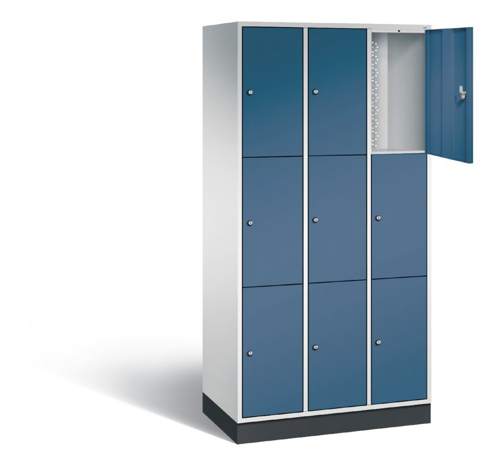 C+P Schließfachschrank Intro 9 Fächer 1950 x 920 x 490 mm lichtgrau fernblau Produktbild C+P Schließfachschrank Intro 9 Fächer 1950 x 920 x 490 mm lichtgrau fernblau bild 2