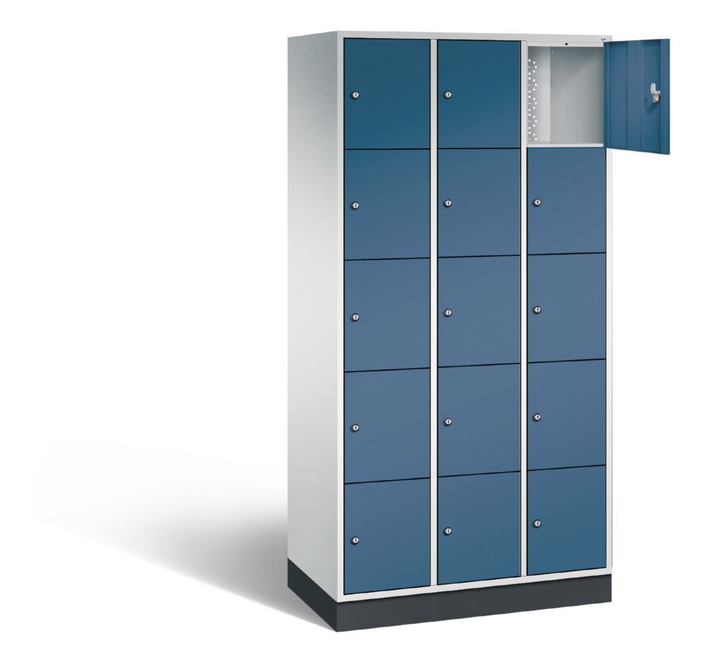 C+P Schließfachschrank Intro 15 Fächer 1950 x 920 x 490 mm lichtgrau fernblau Produktbild C+P Schließfachschrank Intro 15 Fächer 1950 x 920 x 490 mm lichtgrau fernblau bild 2