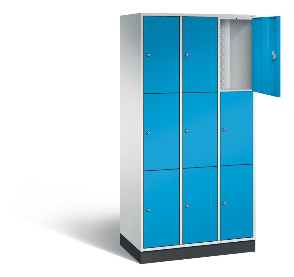 C+P Schließfachschrank Intro 9 Fächer 1950 x 920 x 490 mm lichtgrau lichtblau Produktbild C+P Schließfachschrank Intro 9 Fächer 1950 x 920 x 490 mm lichtgrau lichtblau bild 2