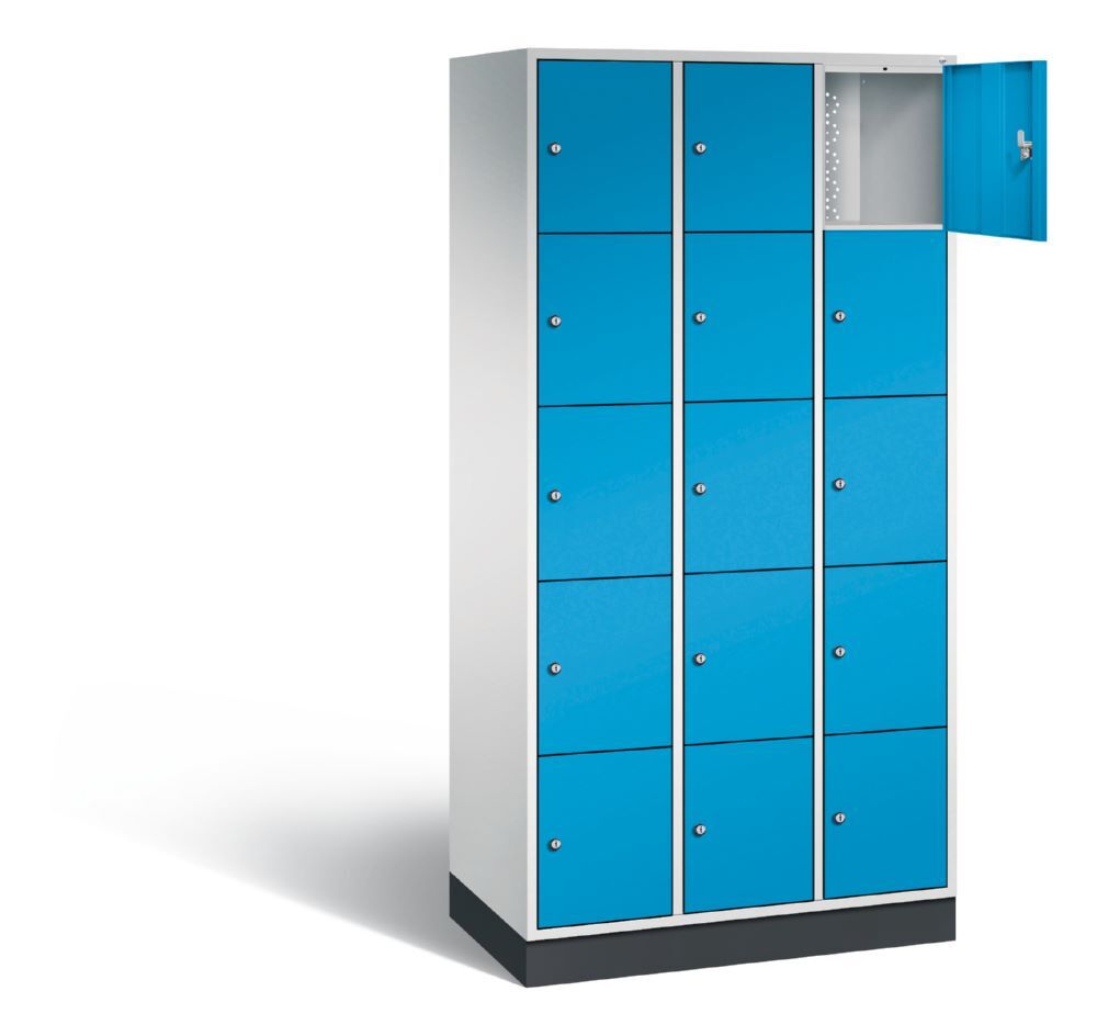 C+P Schließfachschrank Intro 15 Fächer 1950 x 920 x 490 mm lichtgrau lichtblau Produktbild C+P Schließfachschrank Intro 15 Fächer 1950 x 920 x 490 mm lichtgrau lichtblau bild 2