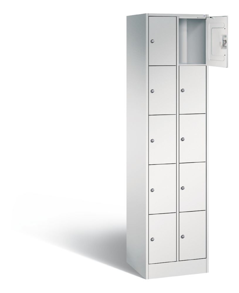 C+P Schließfachschrank Serie 8070 H 1950 x B 460 x T 480 mm in lichtgrau Produktbild C+P Schließfachschrank Serie 8070 H 1950 x B 460 x T 480 mm in lichtgrau bild 2