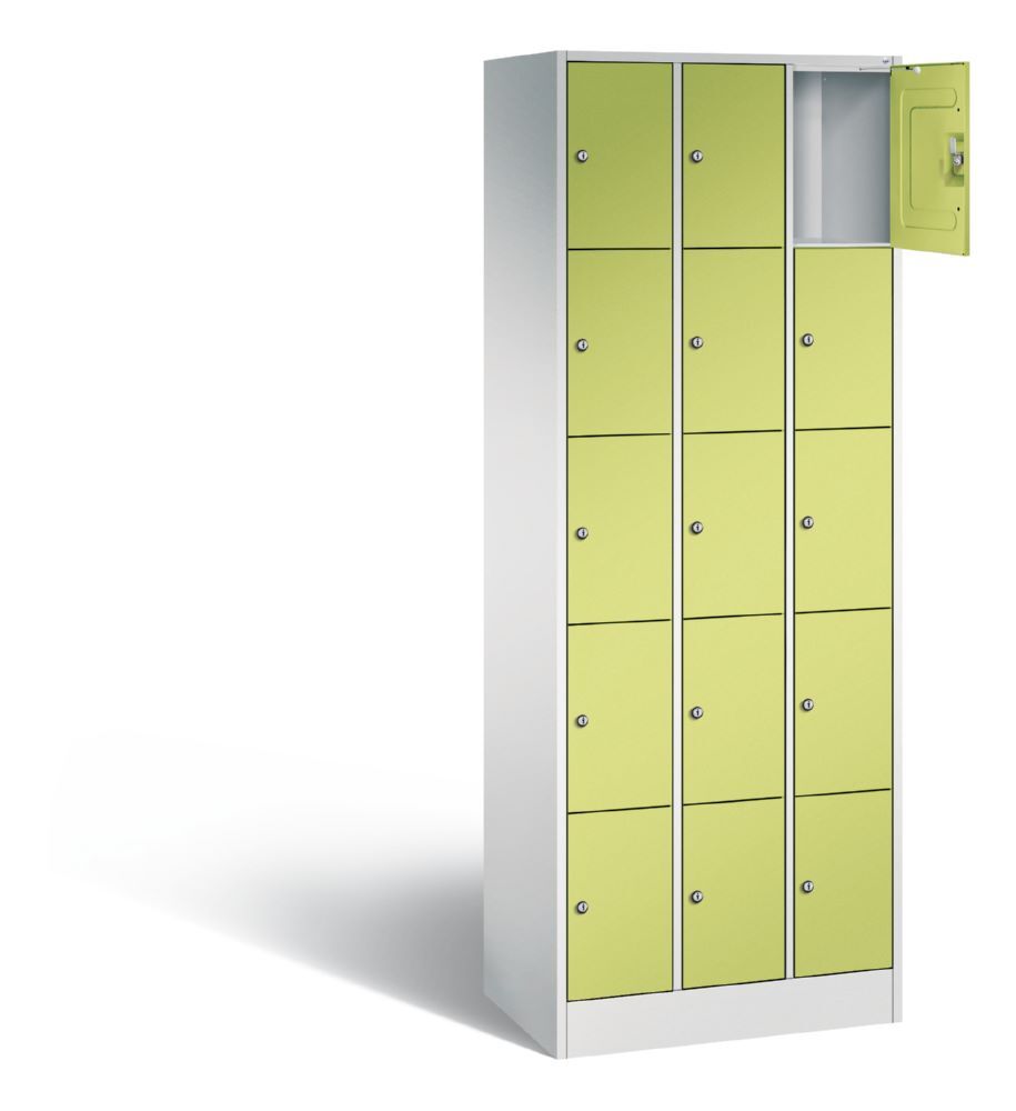 C+P Schließfachschrank Serie 8070 H 1950 x B 680 x T 480 mm lichtgrau viridingrün Produktbild C+P Schließfachschrank Serie 8070 H 1950 x B 680 x T 480 mm lichtgrau viridingrün bild 2