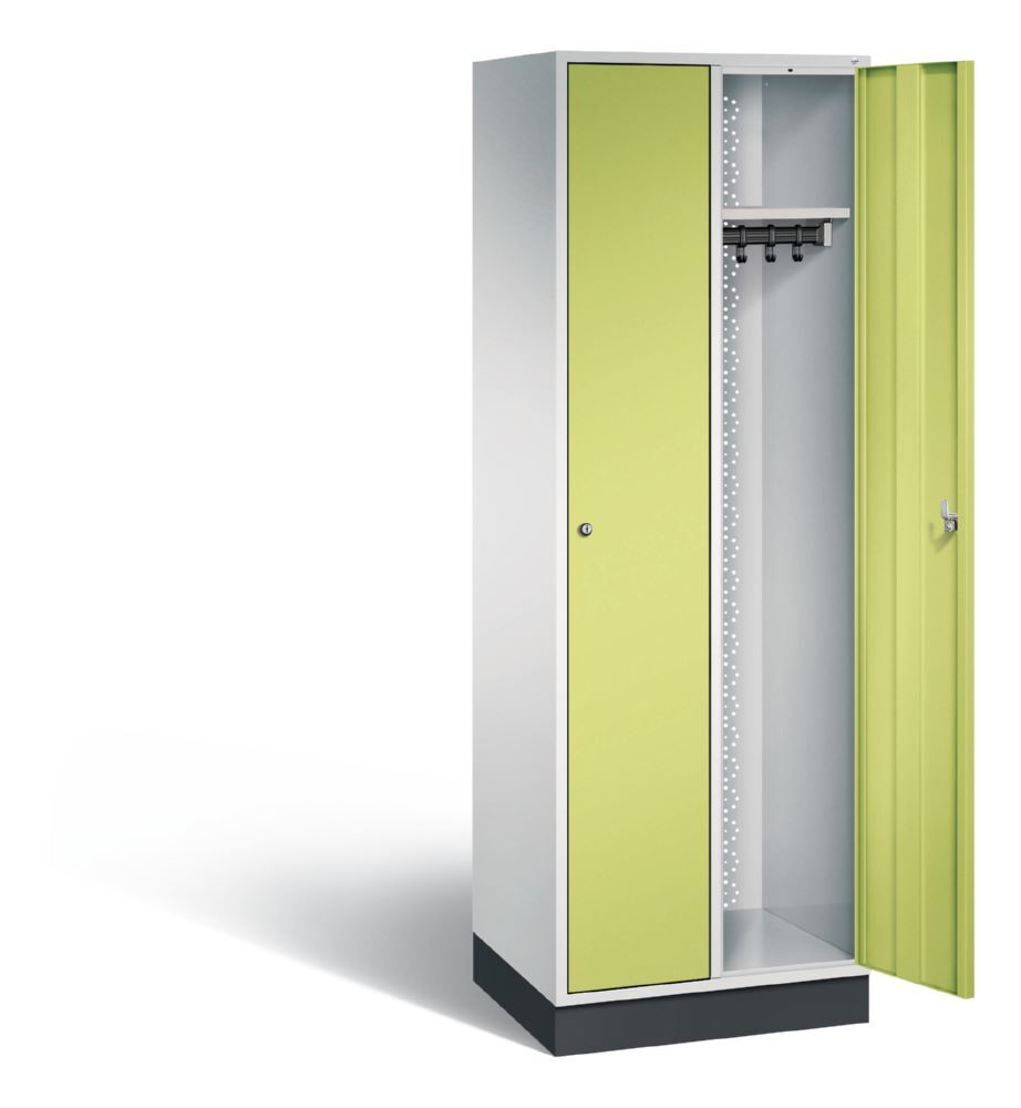 C+P Garderobenspind Intro 2 Abteile 1950 x 620 x 490 mm lichtgrau viridingrün Produktbild C+P Garderobenspind Intro 2 Abteile 1950 x 620 x 490 mm lichtgrau viridingrün bild 2