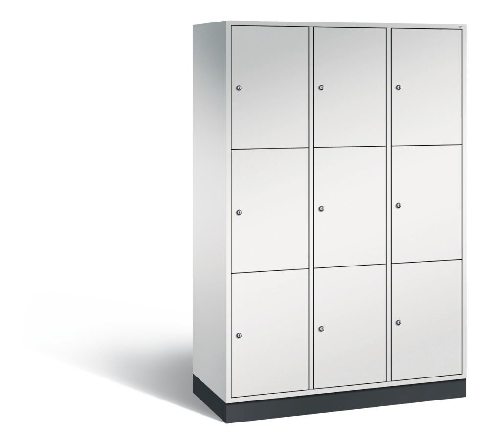 C+P XL Schließfachschrank Intro 9 Fächer 1950 x 1220 x 490 mm lichtgrau Produktbild C+P XL Schließfachschrank Intro 9 Fächer 1950 x 1220 x 490 mm lichtgrau