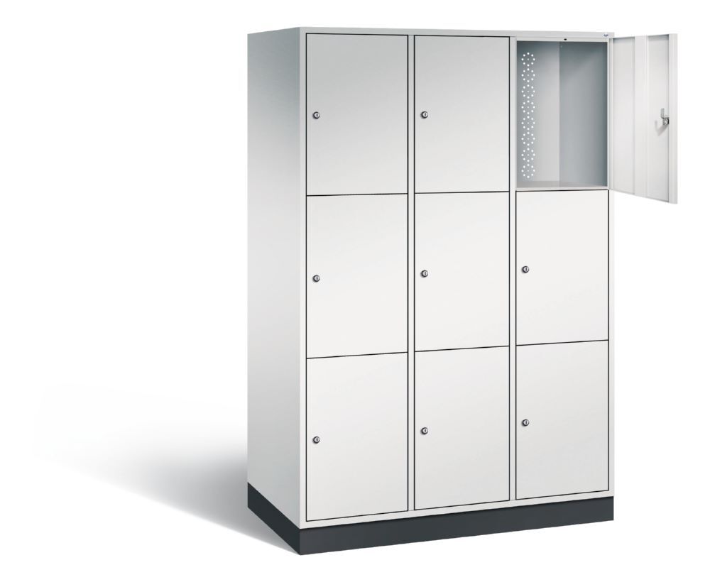 C+P XL Schließfachschrank Intro 9 Fächer 1950 x 1220 x 590 mm in lichtgrau Produktbild C+P XL Schließfachschrank Intro 9 Fächer 1950 x 1220 x 590 mm in lichtgrau bild 2