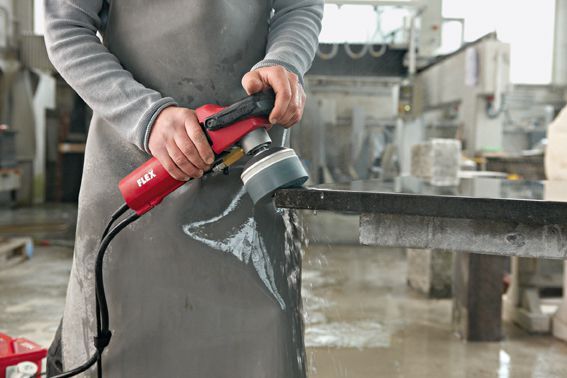 FLEX 1150 Watt Nass-Steinpolierer mit variabler Drehzahl und PRCD-Schalter, 115 mm FLEX 1150 Watt Nass-Steinpolierer mit variabler Drehzahl und PRCD-Schalter, 115 mm