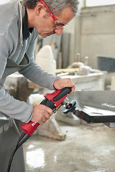 FLEX 1150 Watt Nass-Steinpolierer mit variabler Drehzahl und PRCD-Schalter, 115 mm FLEX 1150 Watt Nass-Steinpolierer mit variabler Drehzahl und PRCD-Schalter, 115 mm
