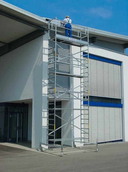 Günzburger Rollgerüst Fahrbalken Plattform im 2 m Abstand Arbeitshöhe 7,50 m Produktbild Günzburger Rollgerüst Fahrbalken Plattform im 2 m Abstand Arbeitshöhe 7,50 m