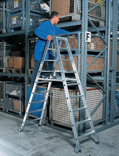 Günzburger Aluminium Stehleiter beidseitig begehbar mit Rollen 2 x 9 Stufen Produktbild Günzburger Aluminium Stehleiter beidseitig begehbar mit Rollen 2 x 9 Stufen