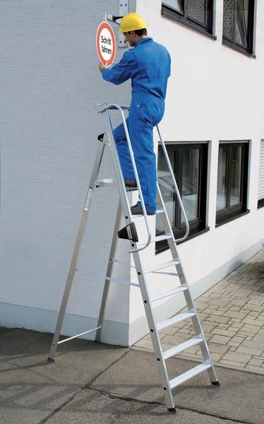 Günzburger Aluminium Stehleiter mit 9 Stufen Produktbild Günzburger Aluminium Stehleiter mit 9 Stufen