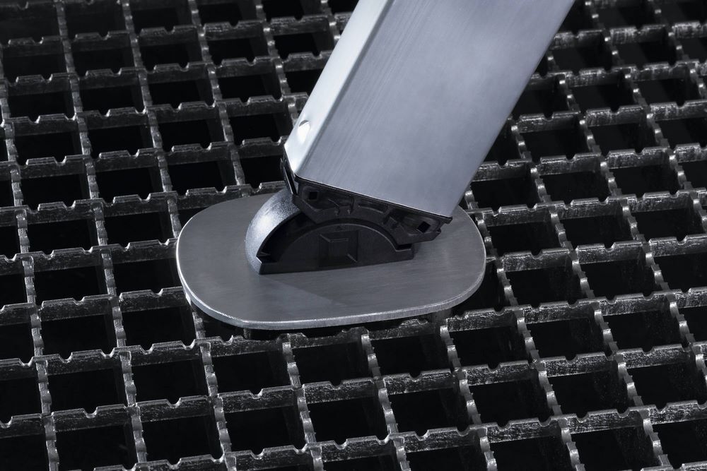 Günzburger nivello Fußplatte für Gitterroste 126 x 89 mm Produktbild Günzburger nivello Fußplatte für Gitterroste 126 x 89 mm bild 3