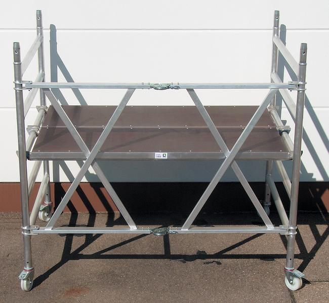 Günzburger Klappgerüst türengängig mit 3 Meter Arbeitshöhe 1350 mm x 1800 mm Produktbild Günzburger Klappgerüst türengängig mit 3 Meter Arbeitshöhe 1350 mm x 1800 mm