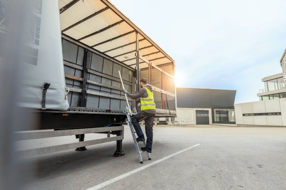 Günzburger Stufen Anlegeleiter LKW 5 Stufen Magnet Montagesatz und Ausstiegsholm l Produktbild Günzburger Stufen Anlegeleiter LKW 5 Stufen Magnet Montagesatz und Ausstiegsholm l bild 2