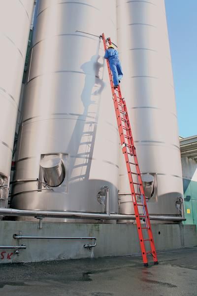 Günzburger Vollkunststoff Seilzugleiter 2 Teile 2 x 8 Sprossen Produktbild Günzburger Vollkunststoff Seilzugleiter 2 Teile 2 x 8 Sprossen