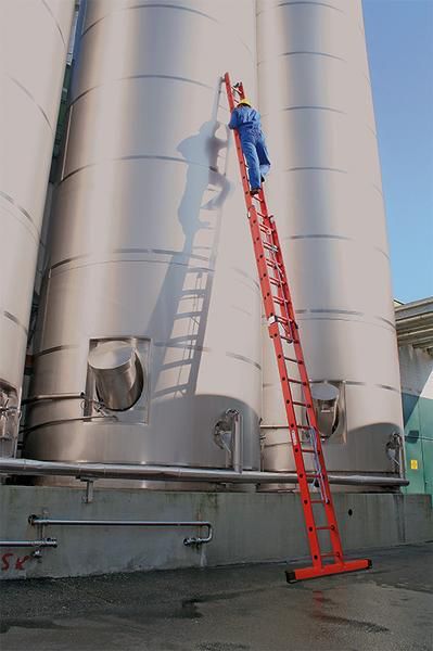 Günzburger Vollkunststoff Seilzugleiter 2 Teile mit Traverse 2 x 8 Sprossen Produktbild Günzburger Vollkunststoff Seilzugleiter 2 Teile mit Traverse 2 x 8 Sprossen