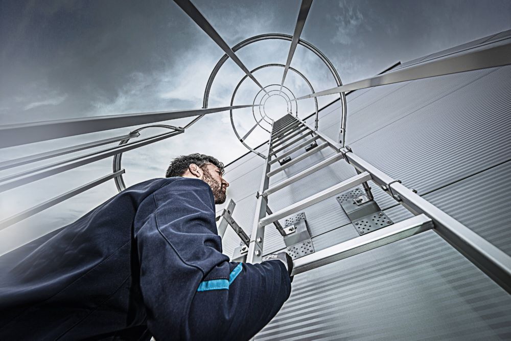 Günzburger Wandhalter für Blechfassade 150 x 40 x 360 mm Produktbild Günzburger Wandhalter für Blechfassade 150 x 40 x 360 mm bild 3