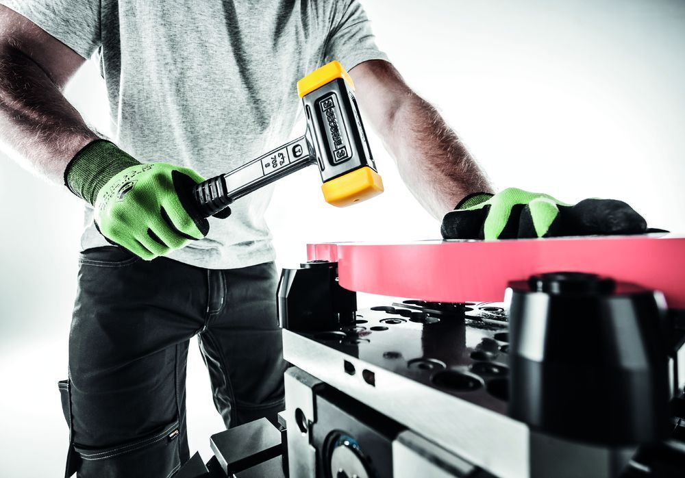 SECURAL-Schonhammer, Kopf und Stiel bruchsicher aus einem Stück Stahl, Schlageinsätze rechteckig | L=35 mm / B=45 mm | 3380.045 SECURAL-Schonhammer, Kopf und Stiel bruchsicher aus einem Stück Stahl, Schlageinsätze rechteckig | L=35 mm / B=45 mm | 3380.045