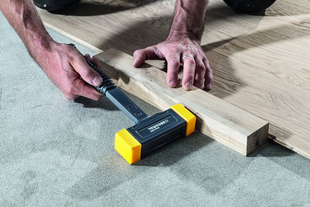 SECURAL-Schonhammer, Kopf und Stiel bruchsicher aus einem Stück Stahl, Schlageinsätze rechteckig | L=35 mm / B=45 mm | 3380.045 SECURAL-Schonhammer, Kopf und Stiel bruchsicher aus einem Stück Stahl, Schlageinsätze rechteckig | L=35 mm / B=45 mm | 3380.045