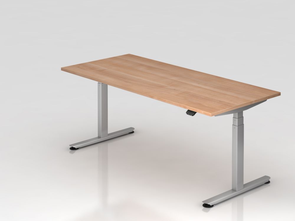 Hammerbacher Sitz-Steh-Schreibtisch 180 x 80 cm T-Fuß Gestell in Silber Nussbaumplatte 25 mm Produktbild Hammerbacher Sitz-Steh-Schreibtisch 180 x 80 cm T-Fuß Gestell in Silber Nussbaumplatte 25 mm