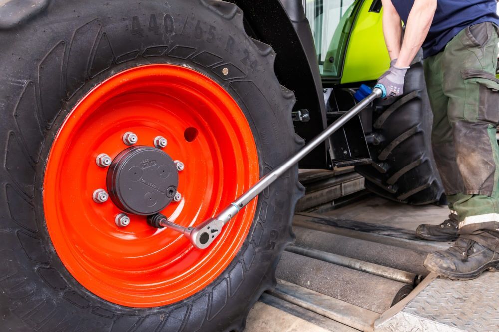 Hazet Drehmomentschlüssel mit DAkkS Kalibrierschein 5145-3CTCAL 3/4 Zoll 1271 mm Produktbild Hazet Drehmomentschlüssel mit DAkkS Kalibrierschein 5145-3CTCAL 3/4 Zoll 1271 mm bild 4