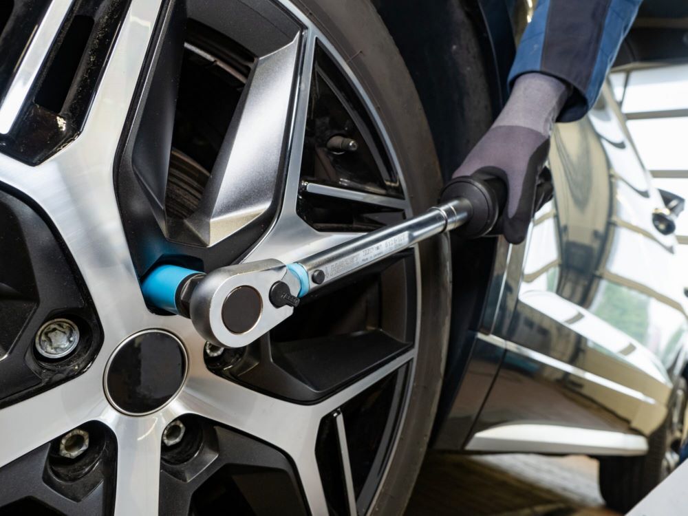 Hazet Drehmomentschlüssel mit DAkkS Kalibrierschein 6121-1CTCAL 1/2 Zoll 435 mm Produktbild Hazet Drehmomentschlüssel mit DAkkS Kalibrierschein 6121-1CTCAL 1/2 Zoll 435 mm bild 6