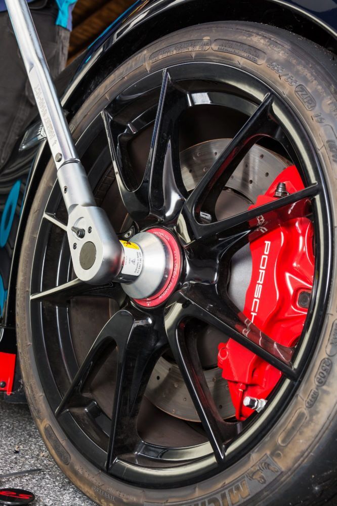 Hazet Drehmomentschlüssel mit DAkkS Kalibrierschein 6145-1CTCAL Vierkant 1283 mm Produktbild Hazet Drehmomentschlüssel mit DAkkS Kalibrierschein 6145-1CTCAL Vierkant 1283 mm bild 5