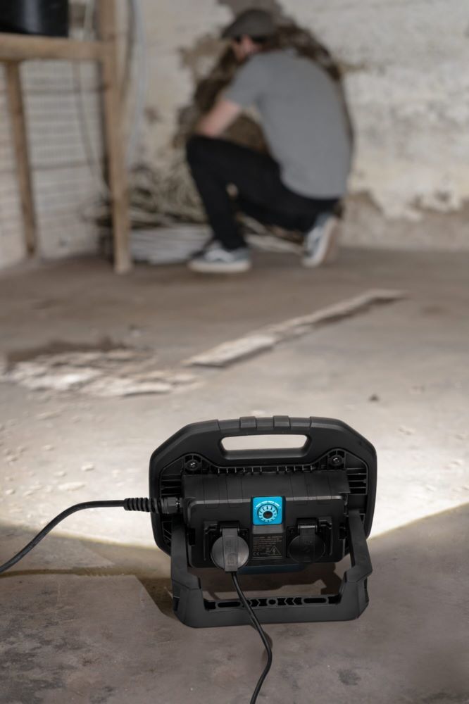 Produktbild Hazet LED Arbeitsstrahler · 60 Watt 1979FC-60 · L x B x H: 304 mm x 102 mm x 238 bild 3